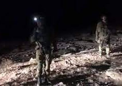 مستوطنون يهاجمون خربة الطوبا جنوب الخليل