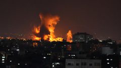 سلسلة غارات إسرائيلية مكثفة على جنوب قطاع غزة