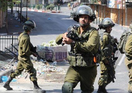 إصابتان برصاص الاحتلال خلال اقتحام قوات خاصة مخيم بلاطة