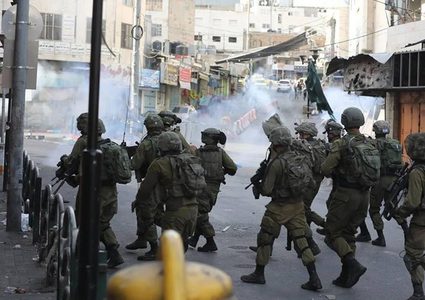 إصابات واعتقالات ومواجهات في الضفة