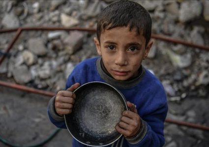 "هيئة المعابر": غزة تعاني من نفاد المواد التموينية