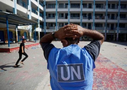 مدير عام الهيئة 302 ينتقد قرارات محاربة الأونروا ويدعو للتضامن مع اللاجئين