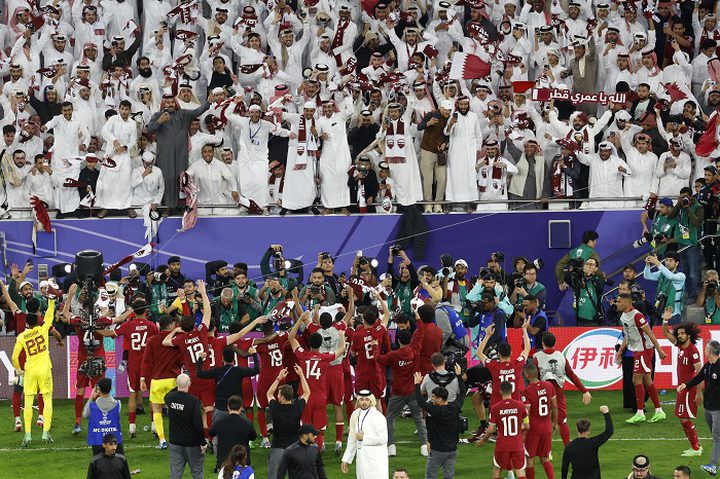 كأس آسيا: قطر تهزم إيران وتضرب موعدا مع الأردن في النهائي