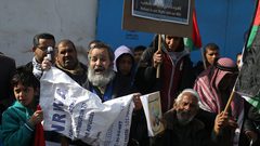 وقفة احتجاجية في جنين على تعليق المساعدات للأنروا