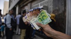 سلطة النقد تنشر توضيحا حول آلية خصم القروض من رواتب الموظفين