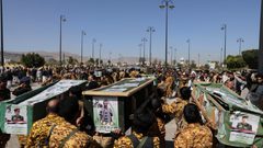 "الحوثي" تعلن استشهاد 17 من ضباطها بغارات أمريكية وبريطانية