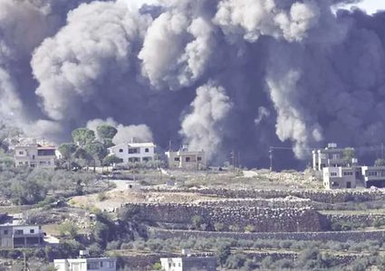 غارات جوية وقصف مدفعي إسرائيلي على جنوب لبنان