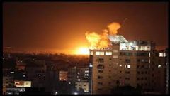 شهيدة وإصابات في قصف استهدف منزلا وسط قطاع غزة