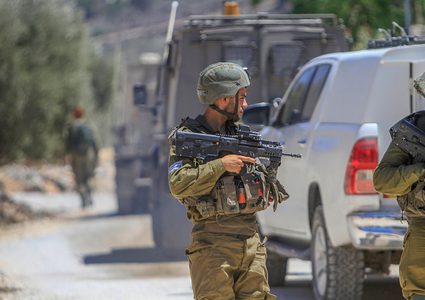 قوات خاصة إسرائيلية تعتقل شابا من رام الله