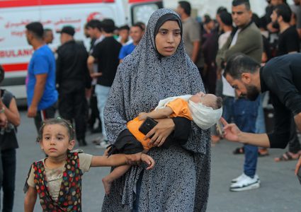 أوضاع مأساوية تعيشها نساء غزة في ظل انعدام الرعاية الصحية