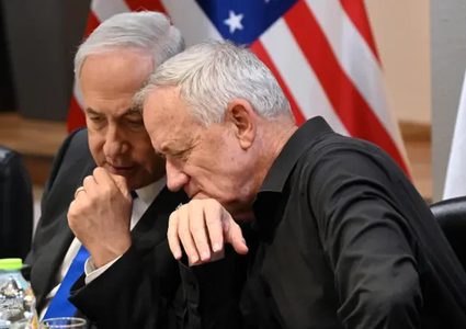 استطلاع إسرائيلي: غانتس لا يزال في الصدارة والصهيونية الدينية دون نسبة الحسم