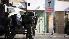 إصابة فتى بجروح خطيرة برصاص الاحتلال في عزون شرق قلقيلية