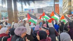 وقفات في عدة محافظات تننديدا بتجميد تمويل "الأونروا" وبجرائم الاحتلال في غزة