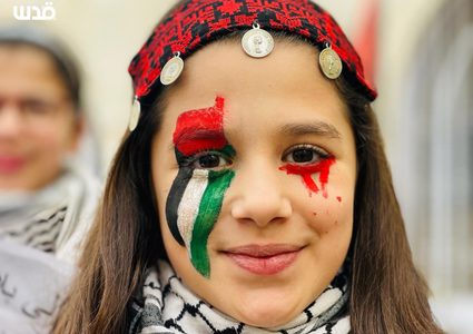 مدرسة الخديجية في نابلس تنظم وقفة تضامن مع غزة ورفضا لتقليص دعم وكالة "الأونروا"