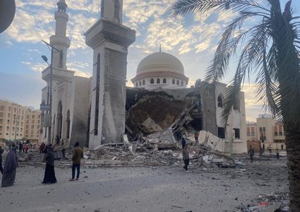 آثار الدمار بمسجد مدينة حمد ومحيطه غرب خانيونس بعد قصف الاحتلال