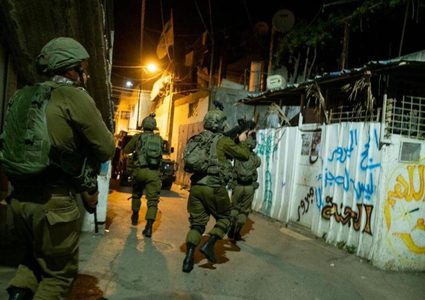 الاحتلال يشن حملة اعتقالات في بلدة سيلة الظهر