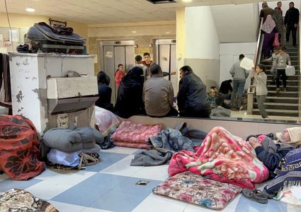 الاحتلال يشدد حصاره على مجمع ناصر ومستشفى الأمل جنوبي قطاع غزة