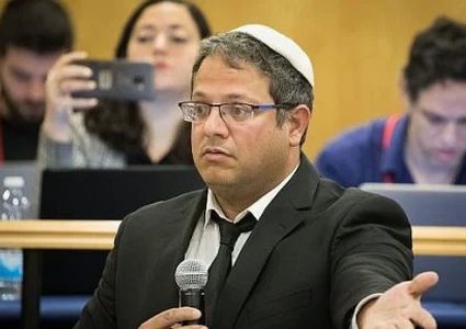 بن غفير يطالب بإغلاق الأقصى في وجه مواطني الضفة في رمضان