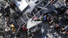 8 شهداء في قصف الاحتلال منازل المواطنين وسط قطاع غزة