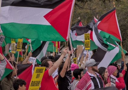 تظاهرات في مدن أوروبية وعربية تطالب بوقف العدوان على قطاع غزة