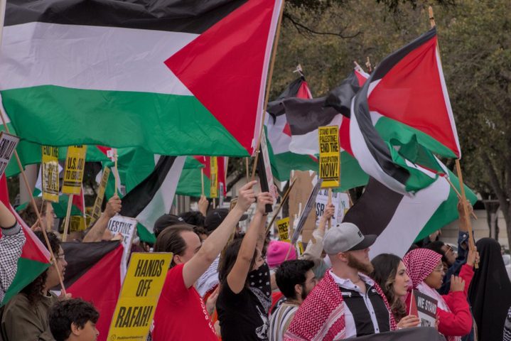 تظاهرات في مدن أوروبية وعربية تطالب بوقف العدوان على قطاع غزة