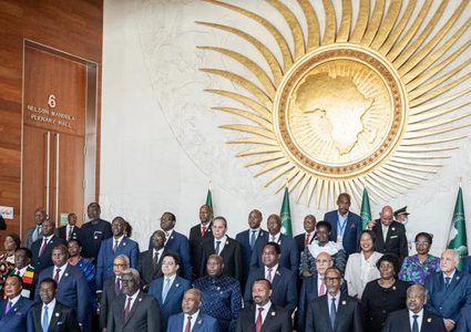 القمة الأفريقية تدين "الحرب الوحشية" على غزة