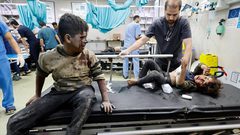 اليوم 136: شهداء بالعشرات وبدء إخلاء مشفى ناصر بعد اعتقال 200 مواطن