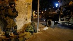 الخليل: الاحتلال يقتحم بلدتي بيت أمر وبني نعيم