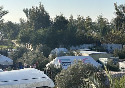 ليلة رعب للنازحين في مواصي خان يونس بعد توغل دبابات الاحتلال