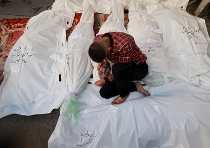 عشرات الشهداء في مجازر جديدة ارتكبها الاحتلال في قطاع غزة