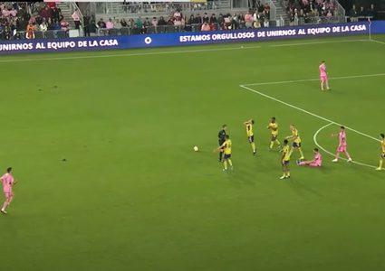 ميسي يبتكر مراوغة لاعب مصاب