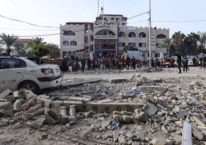 الهلال الأحمر الفلسطيني: أضرار كبيرة في مستشفى الأمل بعد قصف إسرائيلي جديد