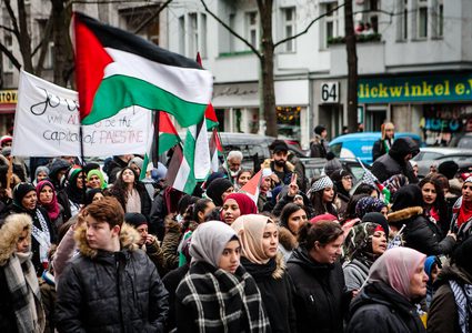 الاحتلال يرسل إخطارا لمحكمة العدل زاعماً التزامه "بالإجراءات المؤقتة" في غزة