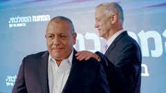 عضو "كابينت" الحرب غادي آيزنكوت يمهد بالانسحاب من حكومة الاحتلال