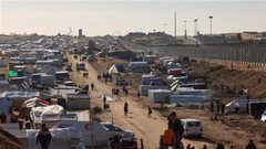 "يديعوت أحرنوت": إسرائيل تخطط لمنع عودة النازحين إلى شمال غزة