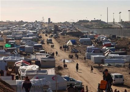 "يديعوت أحرنوت": إسرائيل تخطط لمنع عودة النازحين إلى شمال غزة