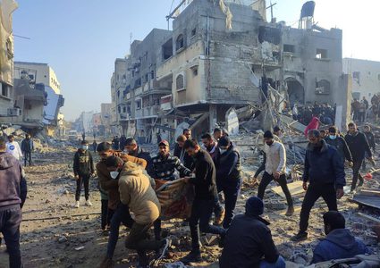 قصف مربع منازل بشارع الشيماء في بيت لاهيا أسفر عن عدد من الشهداء تحت  الركام