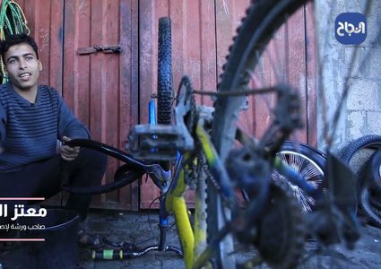 الإقبال على شراء الدراجات الهوائية في قطاع غزة ينتعش بسبب الحرب ولكن!