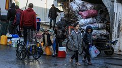 مسؤول الصحة العامة في غزة: تسجيل أكثر من 700 ألف إصابة بأمراض معدية في القطاع