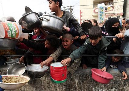 صحة غزة: الجفاف وسوء التغذية سيحصدان أرواح آلاف الأطفال والحوامل بالقطاع