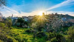 الحالة الجوية: ارتفاع على درجات الحرارة