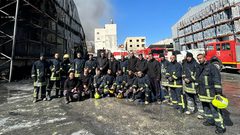 طواقم الإطفاء تسيطر على الحريق الضخم في مصنع رويال للمواد البلاستيكية