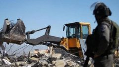 الاحتلال يهدم منزلا وبركسين في الديوك التحتا غرب أريحا