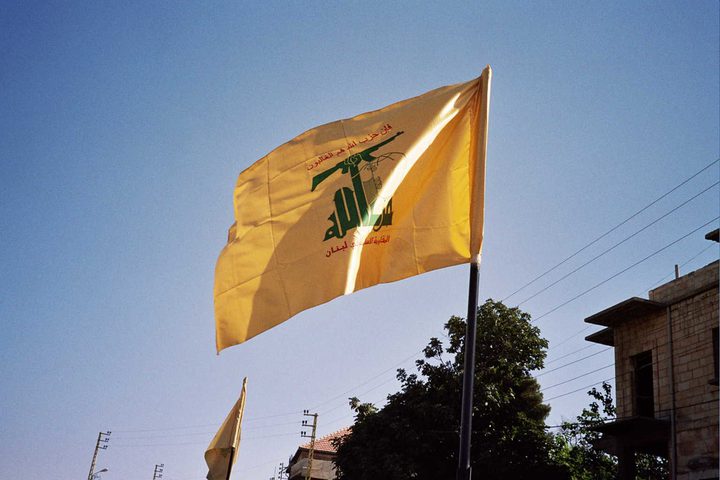 تبادل القصف بين إسرائيل وحزب الله عبر حدود جنوب لبنان
