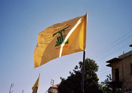 تبادل القصف بين إسرائيل وحزب الله عبر حدود جنوب لبنان