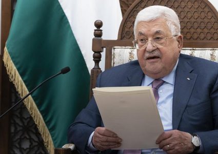 الرئيس يصدر مراسيم بتعيين ثلاثة محافظين في الخليل ونابلس وجنين