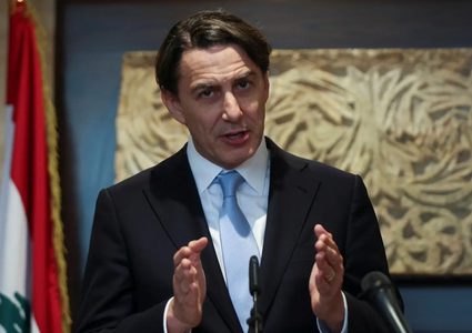 المبعوث الأمريكي هوكستين في لبنان لدفع محادثات وقف التصعيد على الحدود مع إسرائيل