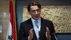 المبعوث الأمريكي هوكستين في لبنان لدفع محادثات وقف التصعيد على الحدود مع إسرائيل