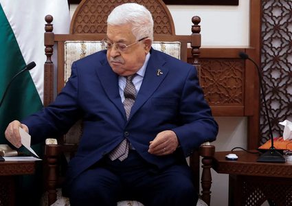 العشائر في المحافظات الفلسطينية كافة تجدد البيعة للرئيس عباس