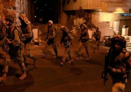 إصابة طفل برصاص الاحتلال في مخيم الفوار جنوب الخليل